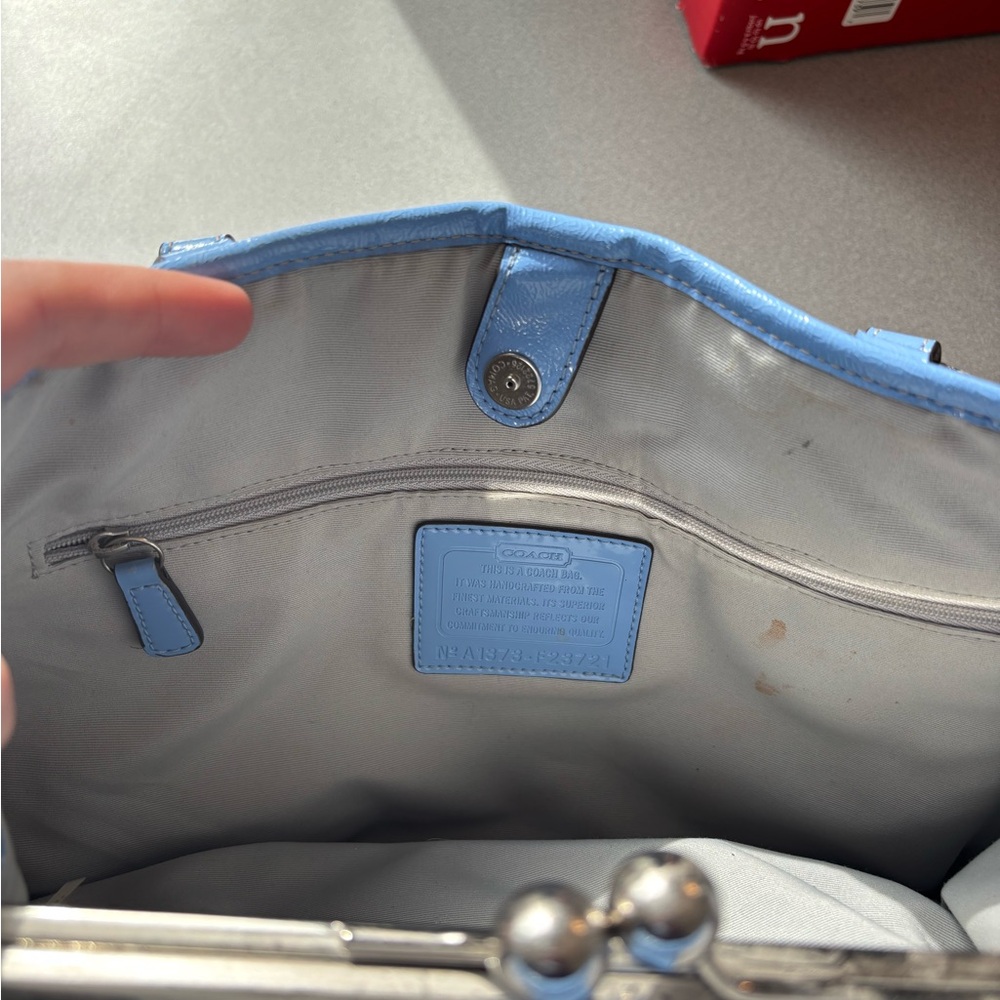 Coach Beige and Light Blue Shoulder Bag with Matching Wallet - Picture 8 of 13